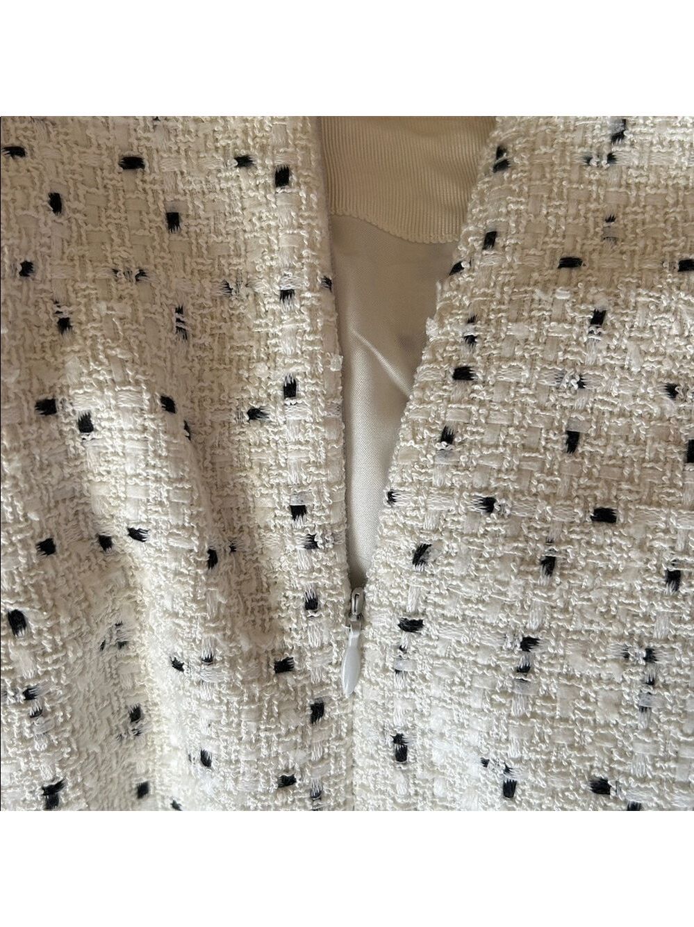 Ann Taylor Cream and Black Tweed Pencil Skirt size 2 - Picture 7 of 8